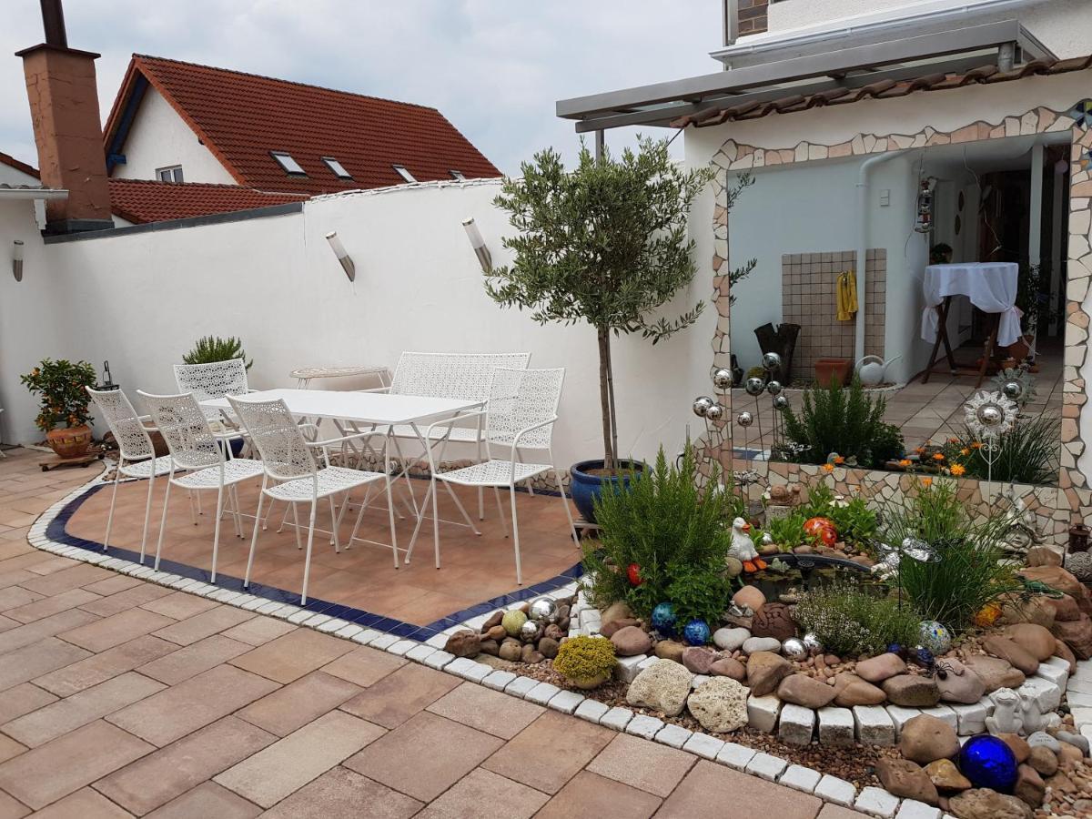 Ferienwohnungen Wie Im Sueden Grossostheim Экстерьер фото